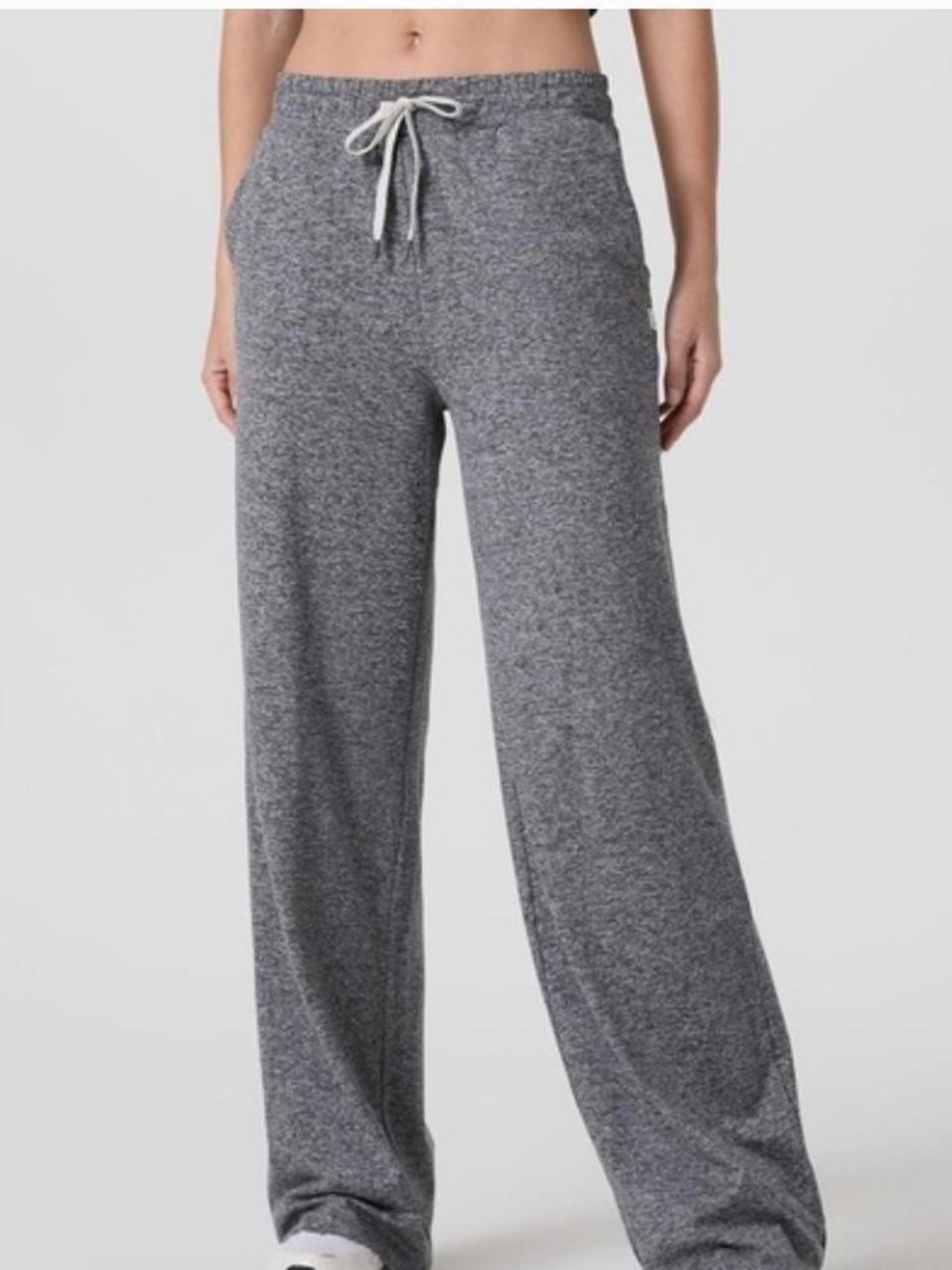Vuori Halo wideleg grey pants